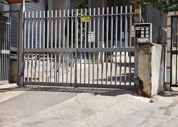 Capodichino Bed & Breakfast 3*