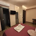 Capodichino Bed and Breakfast Νάπολη