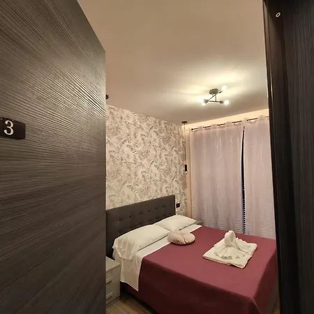 Bed & Breakfast Capodichino 3*